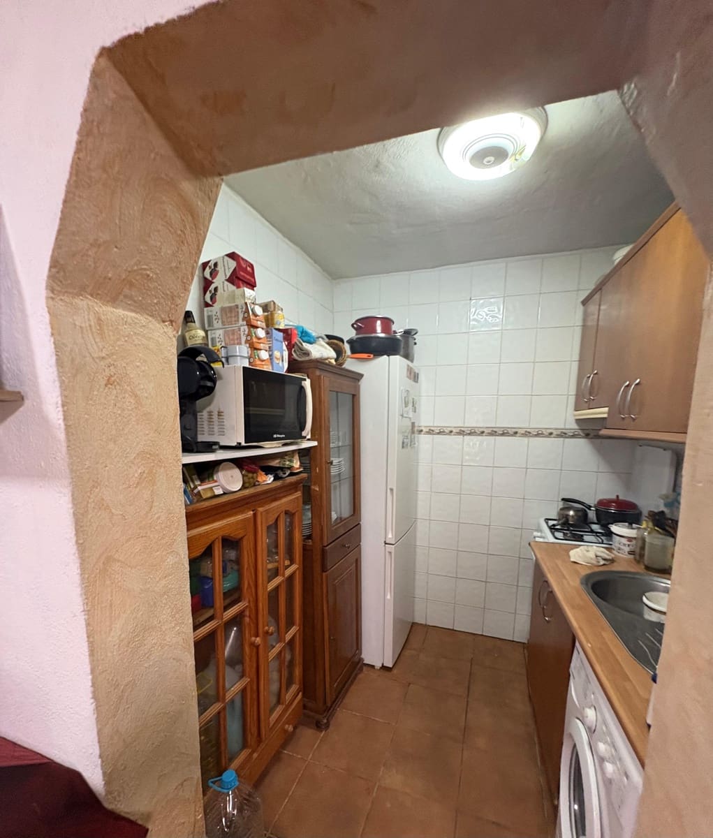 2 soverom Finca/Herregård til salgs i Almunecar med svømmebasseng garasje - € 299 900 (Ref: 9449865)