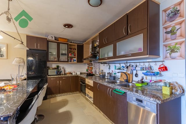 2 soveværelse Lejlighed til salg i Almuñécar - € 179.900 (Ref: 9449866)