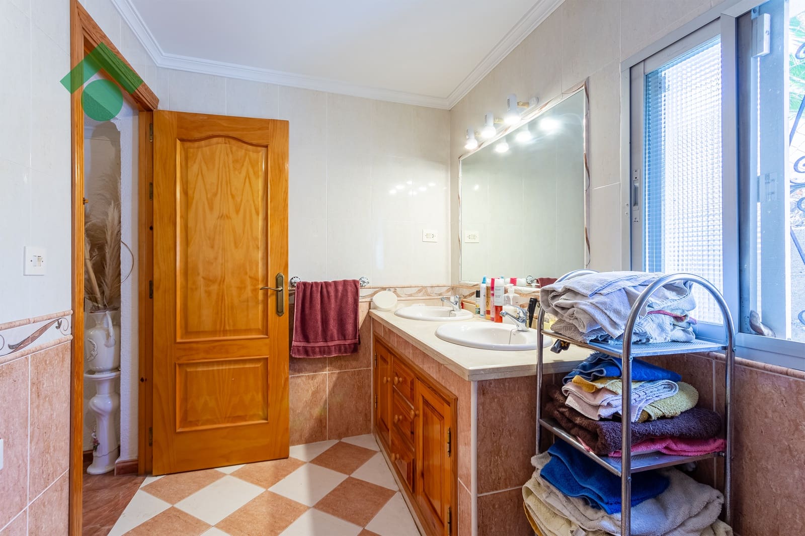 2 soverom Finca/Herregård til salgs i Almunecar - € 154 900 (Ref: 9449867)