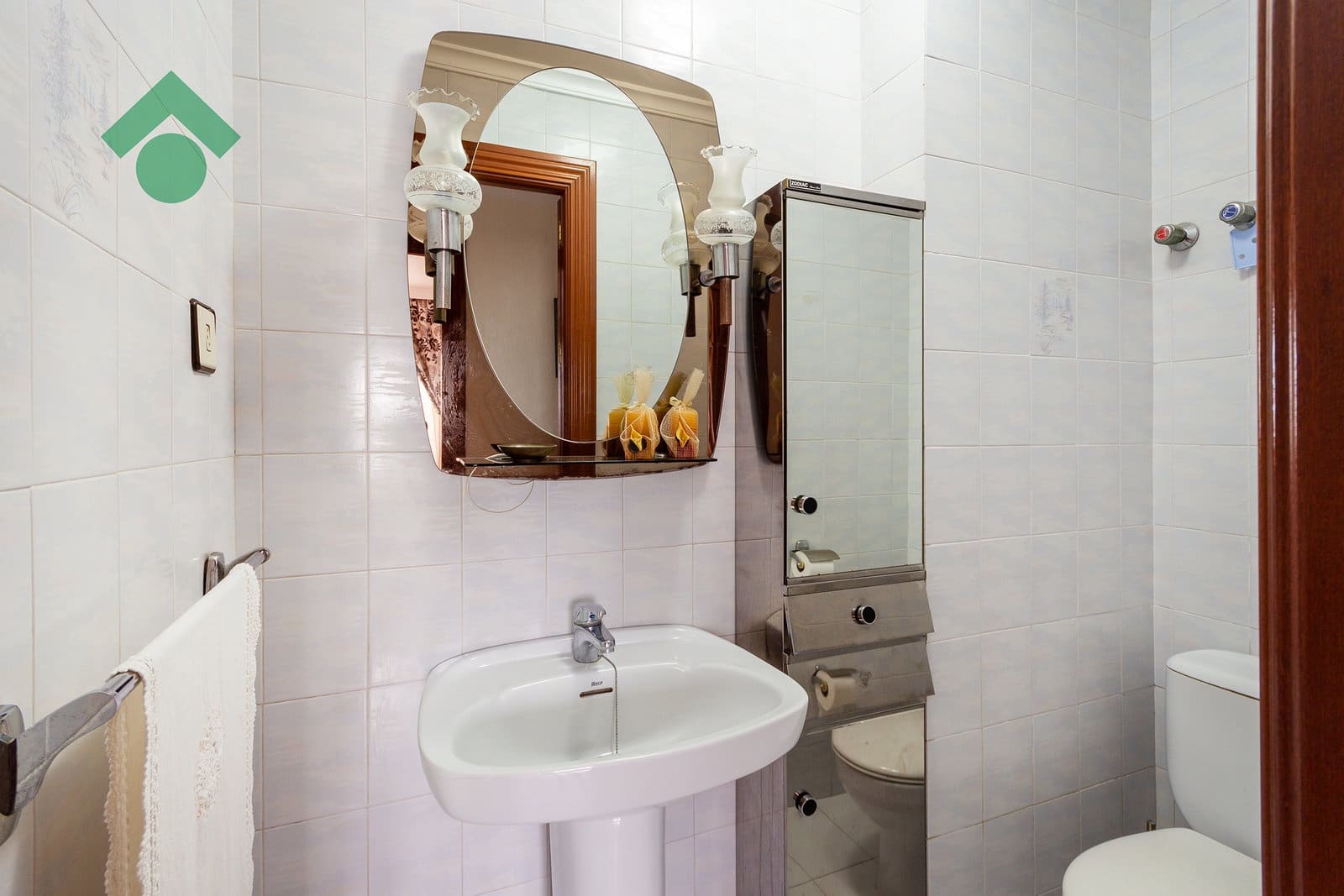 3 bedroom Apartment for sale in Almunecar - € 235,000 (Ref: 9606993)