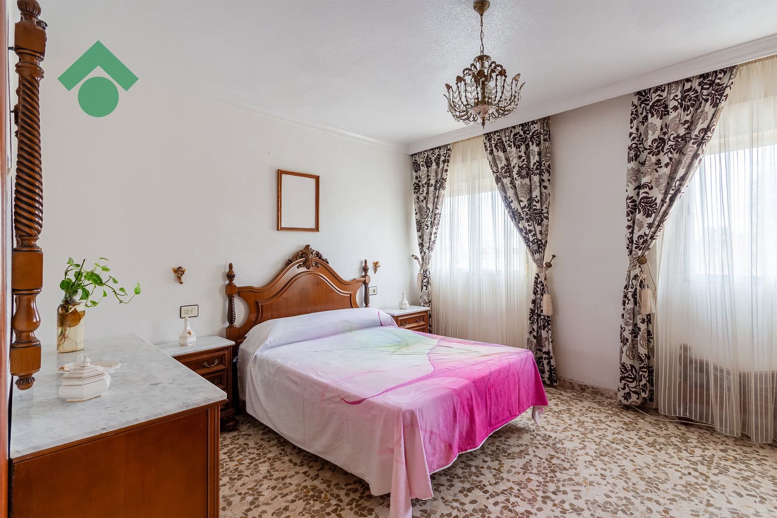 3 bedroom Apartment for sale in Almunecar - € 235,000 (Ref: 9606993)