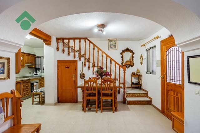 4 makuuhuone Rivitalo myytävänä paikassa Almuñécar - 189 900 € (Ref: 9606997)