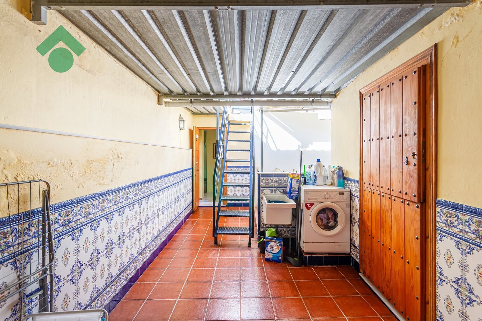 4 bedroom Terraced Villa for sale in Almunecar - € 189,900 (Ref: 9606997)