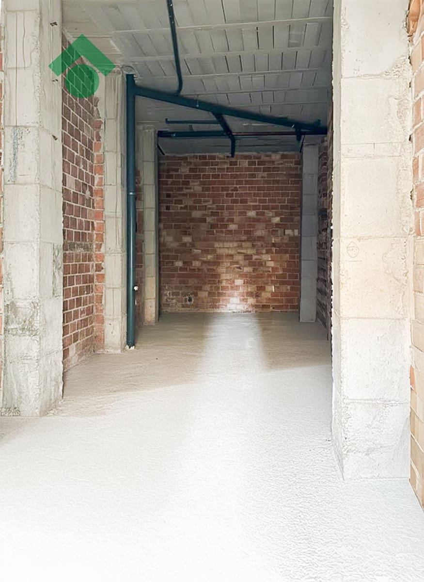 Commerciale in vendita in Almunecar - 99.900 € (Rif: 9606998)