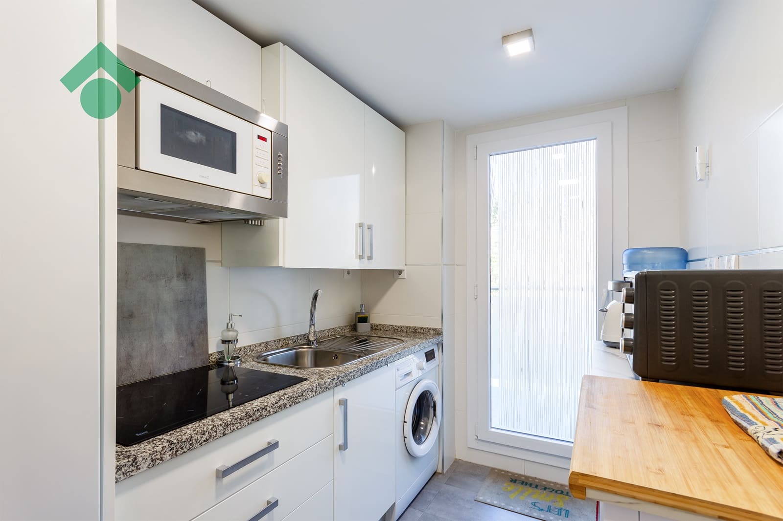 2 bedroom Apartment for sale in Almunecar - € 204,900 (Ref: 9632910)