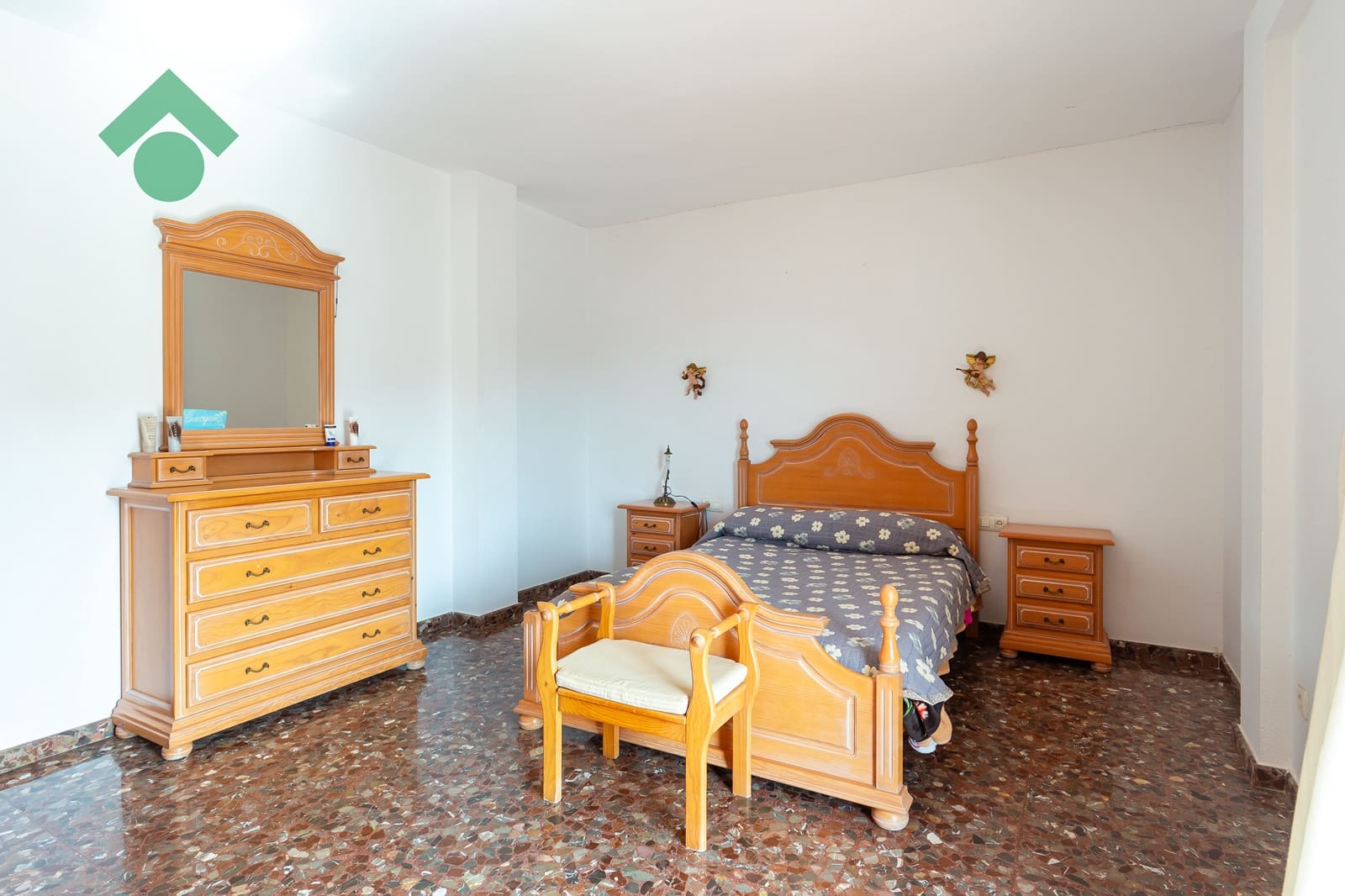 Chalet de 6 habitaciones en Almuñécar en venta con garaje - 499.900 € (Ref: 9645818)