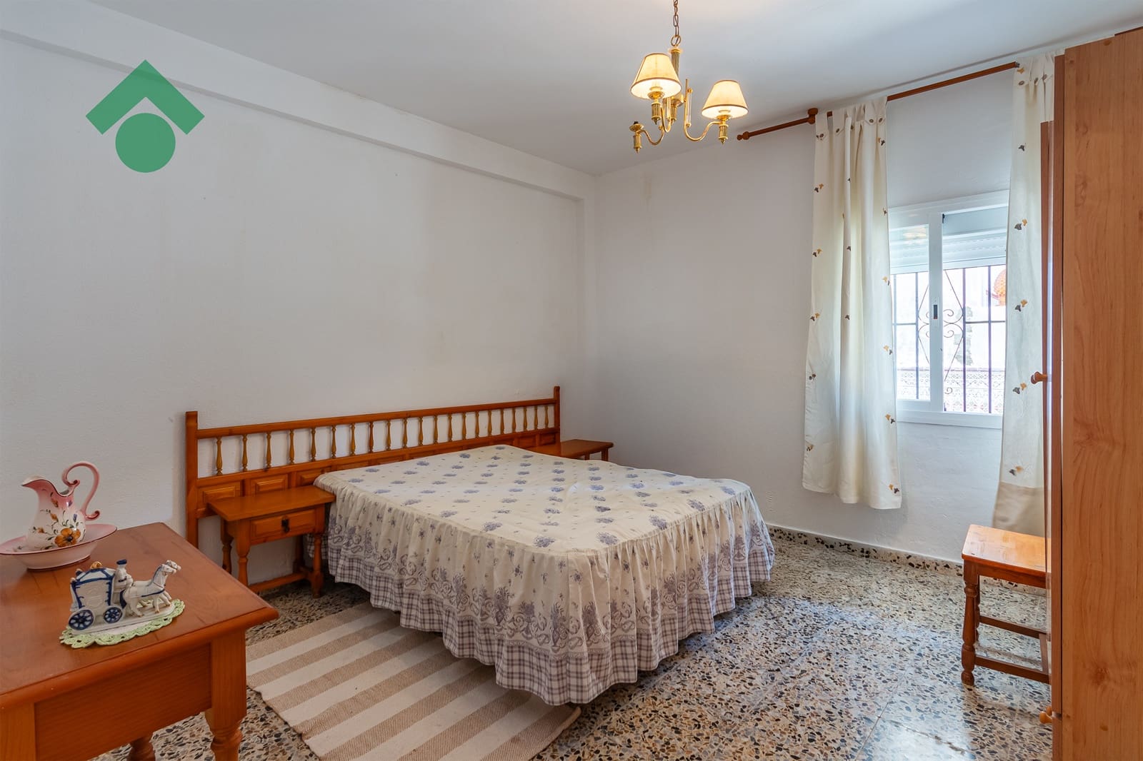 Chalet de 6 habitaciones en Almuñécar en venta con garaje - 499.900 € (Ref: 9645818)