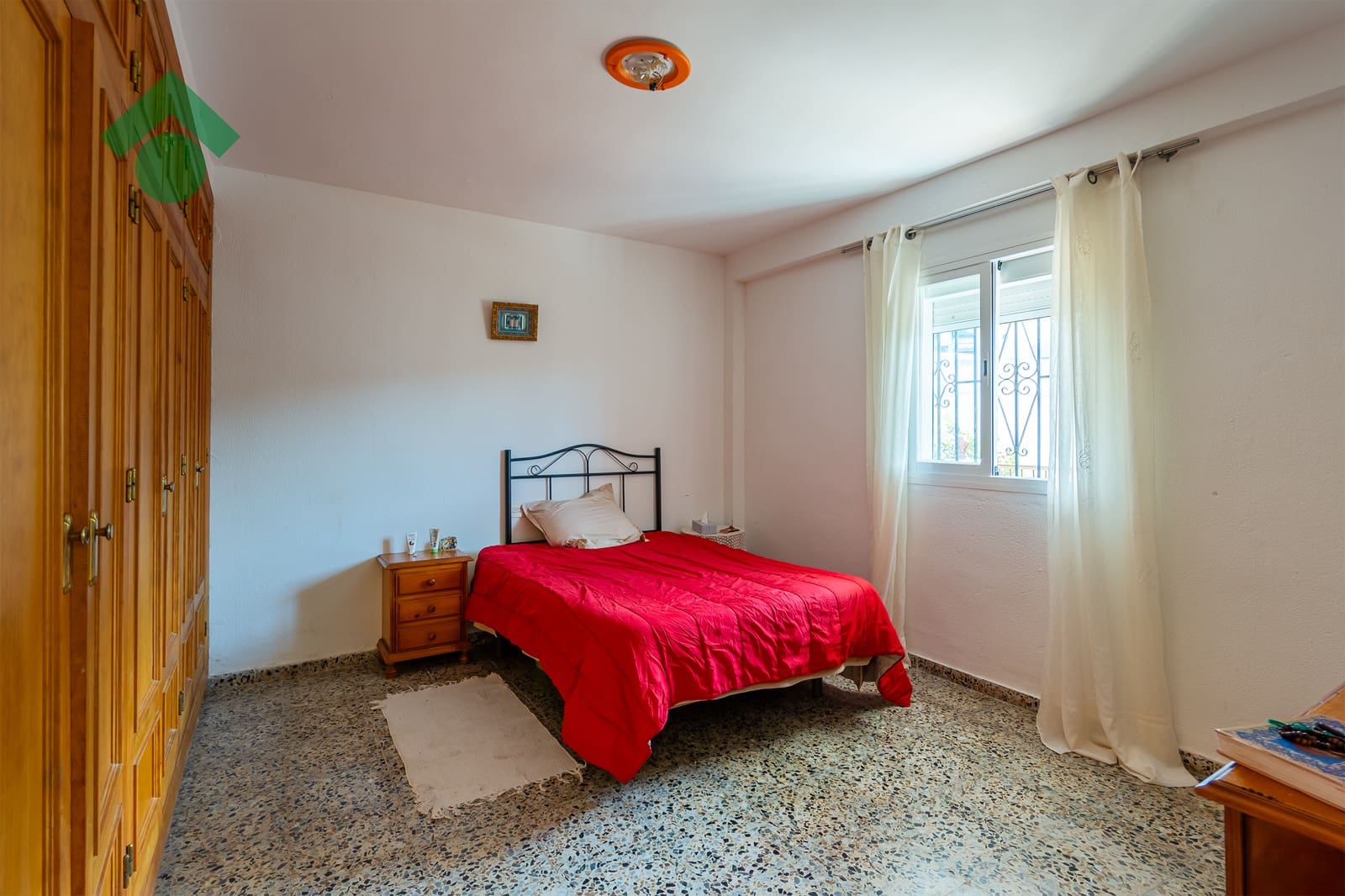 Chalet de 6 habitaciones en Almuñécar en venta con garaje - 499.900 € (Ref: 9645818)