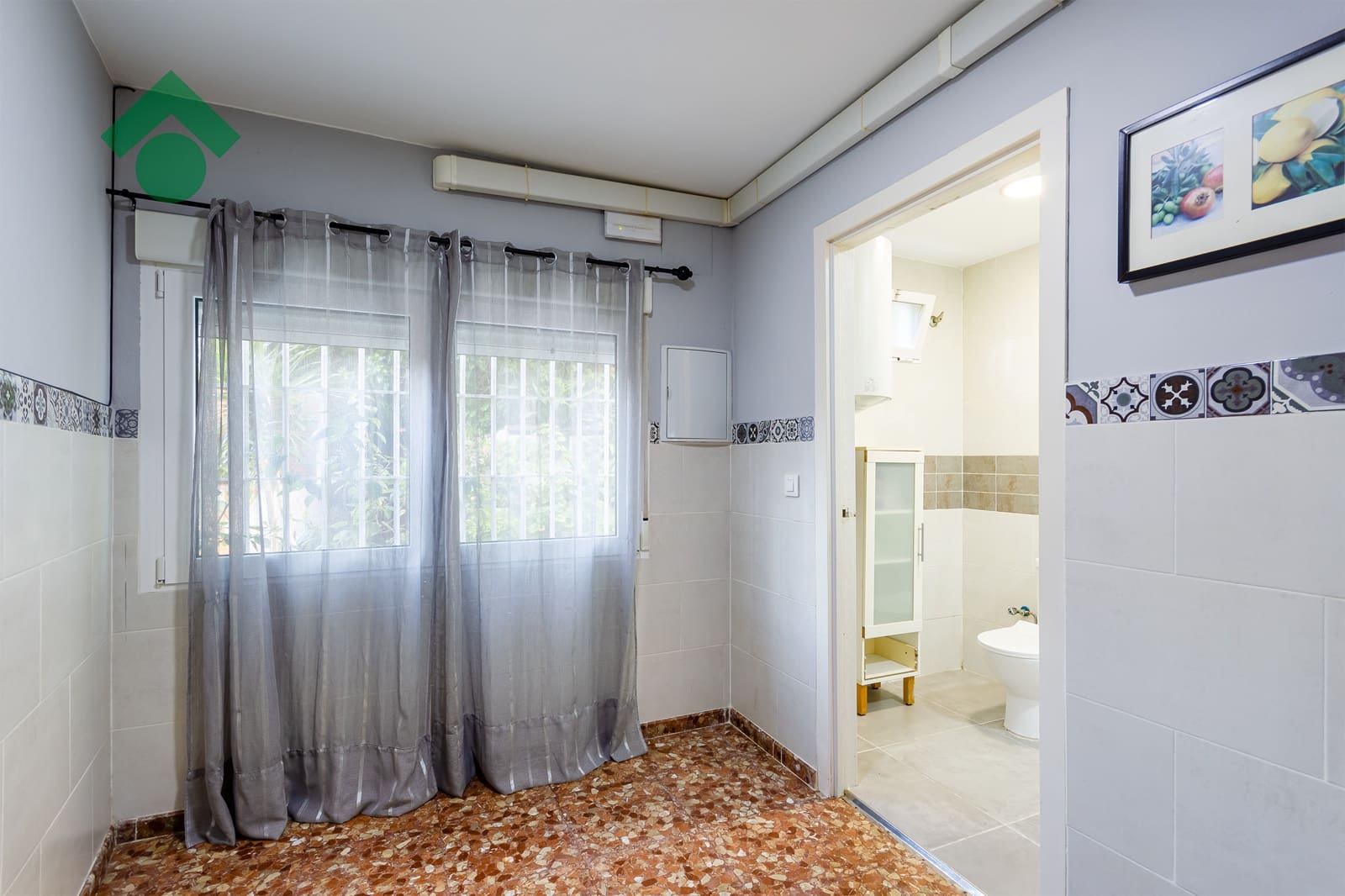 2 soverom Kommersiell til salgs i Almunecar - € 185 000 (Ref: 9797521)