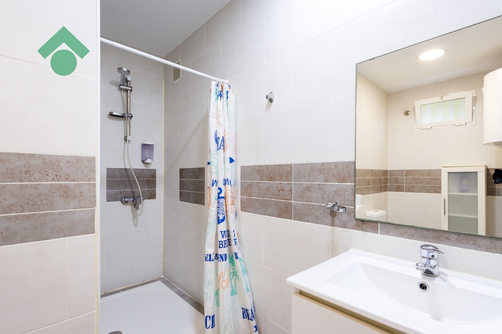 2 soverom Kommersiell til salgs i Almunecar - € 185 000 (Ref: 9797521)