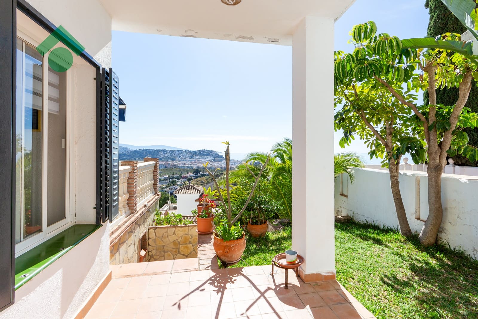 3 quarto Moradia em Banda para venda em Almunecar com piscina garagem - 399 900 € (Ref: 9807017)