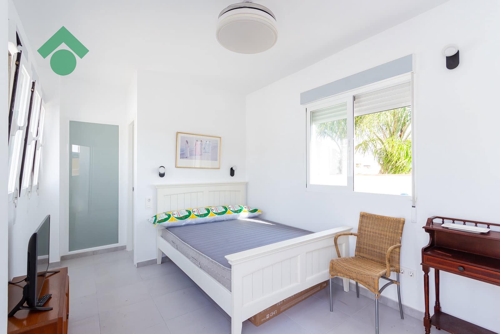 2 bedroom Villa for sale in Almunecar with garage - € 239,900 (Ref: 9818614)