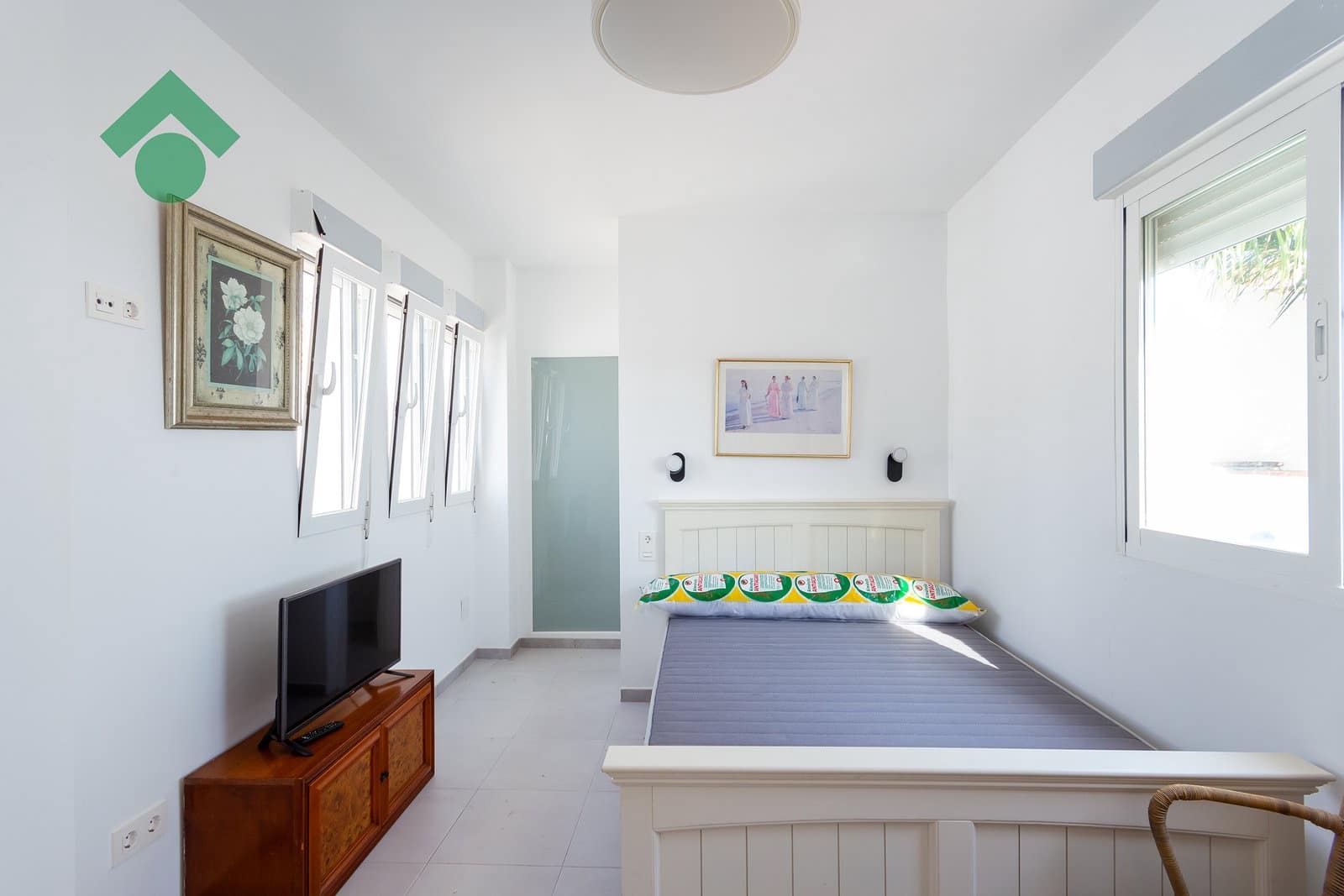 2 bedroom Villa for sale in Almunecar with garage - € 239,900 (Ref: 9818614)