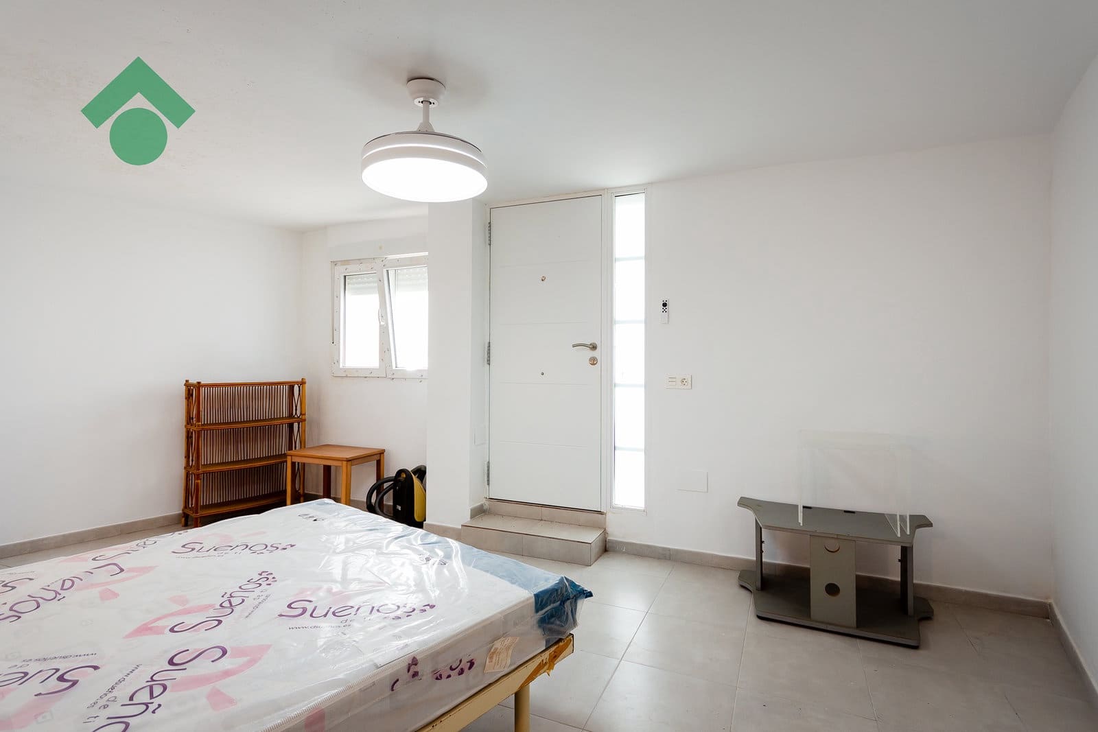 2 bedroom Villa for sale in Almunecar with garage - € 239,900 (Ref: 9818614)