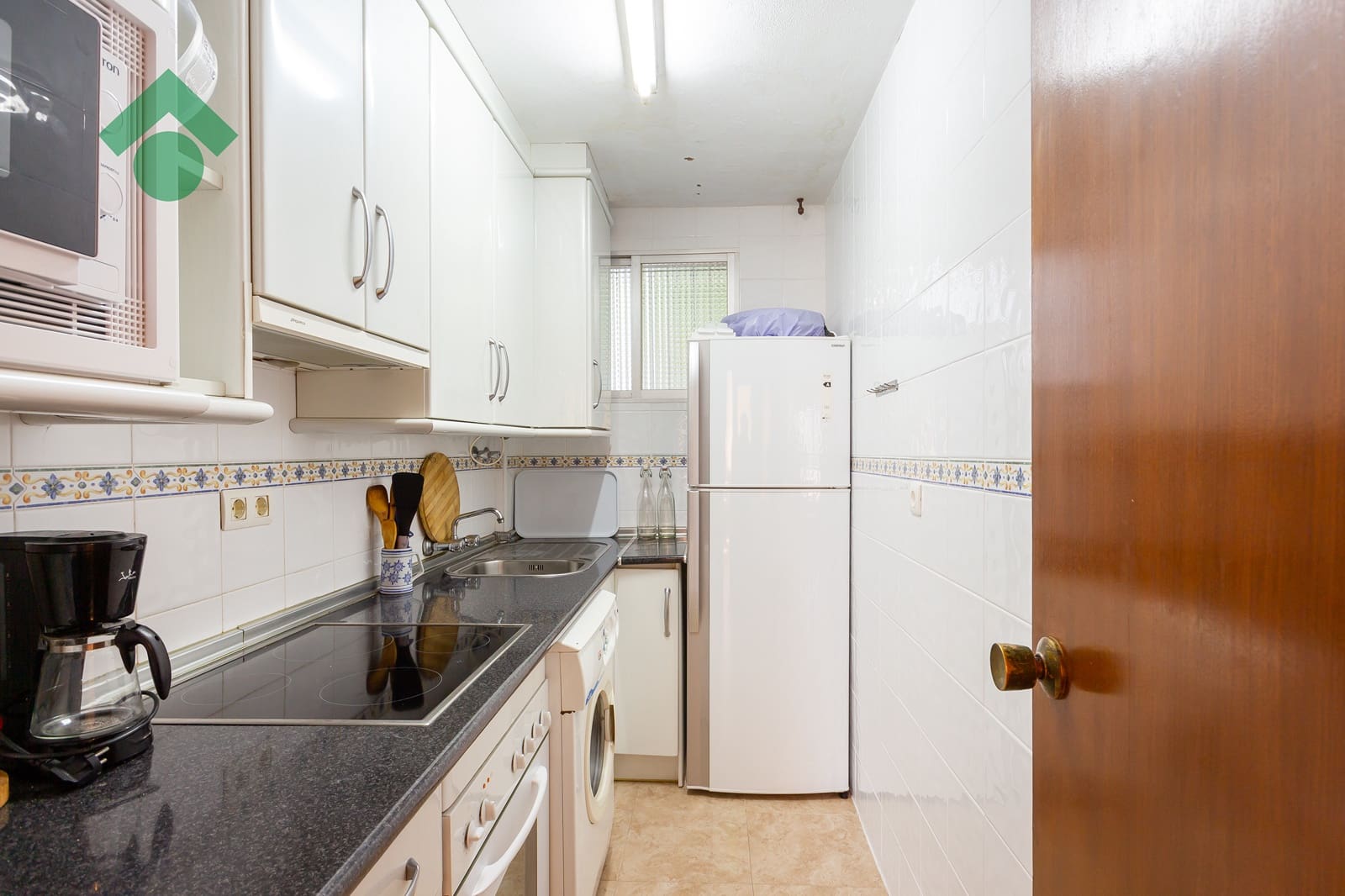 3 soveværelse Lejlighed til salg i Almunecar - € 259.900 (Ref: 9830383)