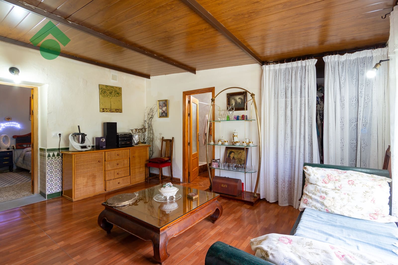 5 bedroom Villa for sale in Almunecar - € 255,000 (Ref: 9830384)
