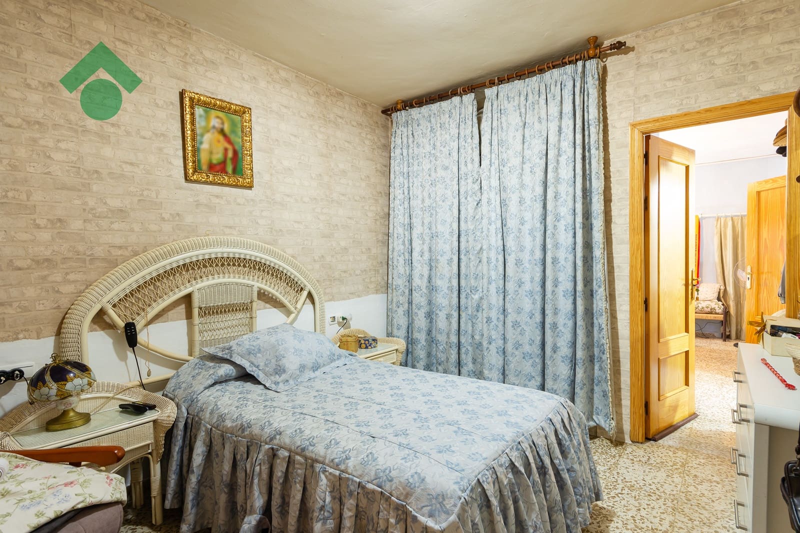 5 bedroom Villa for sale in Almunecar - € 255,000 (Ref: 9830384)