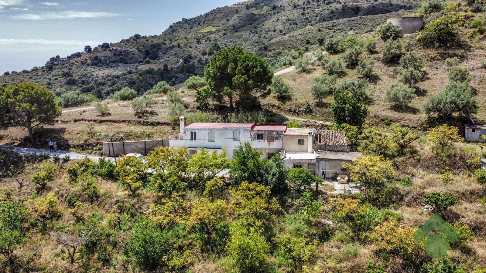 5 bedroom Finca/Country House for sale in Almunecar with garage - € 129,900 (Ref: 9830386)