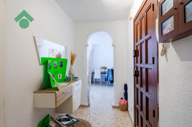 3 bedroom Apartment for sale in Almuñécar with garage - € 249,900 (Ref: 9921407)