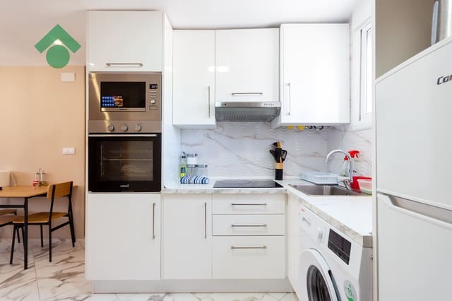 3 bedroom Apartment for sale in Almuñécar - € 134,900 (Ref: 9925257)