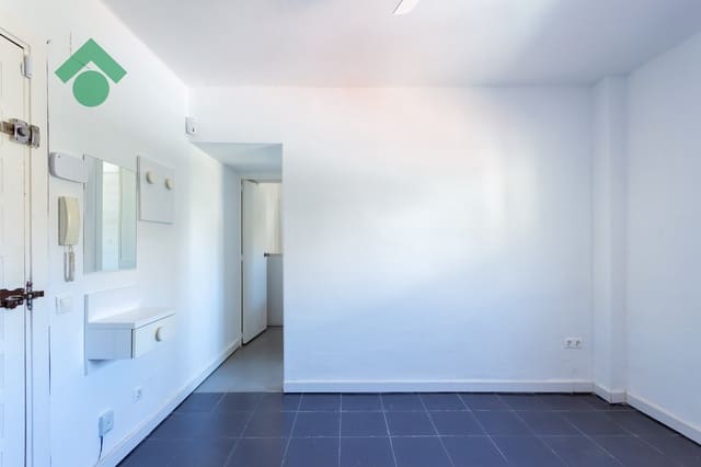 2 bedroom Apartment for sale in Almuñécar with garage - € 124,900 (Ref: 9925258)