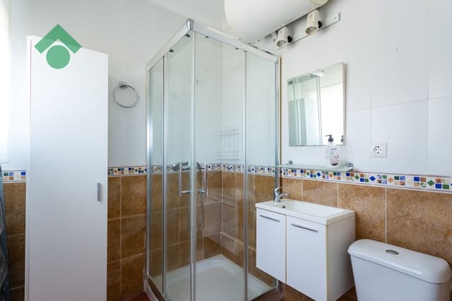 2 bedroom Apartment for sale in Almuñécar with garage - € 124,900 (Ref: 9925258)