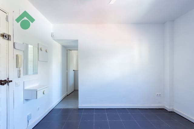 2 Zimmer Apartment zu verkaufen in Almuñécar mit Garage - 121.900 € (Ref: 9925258)