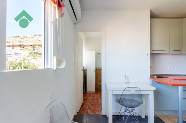 2 Zimmer Apartment zu verkaufen in Almuñécar mit Garage - 121.900 € (Ref: 9925258)