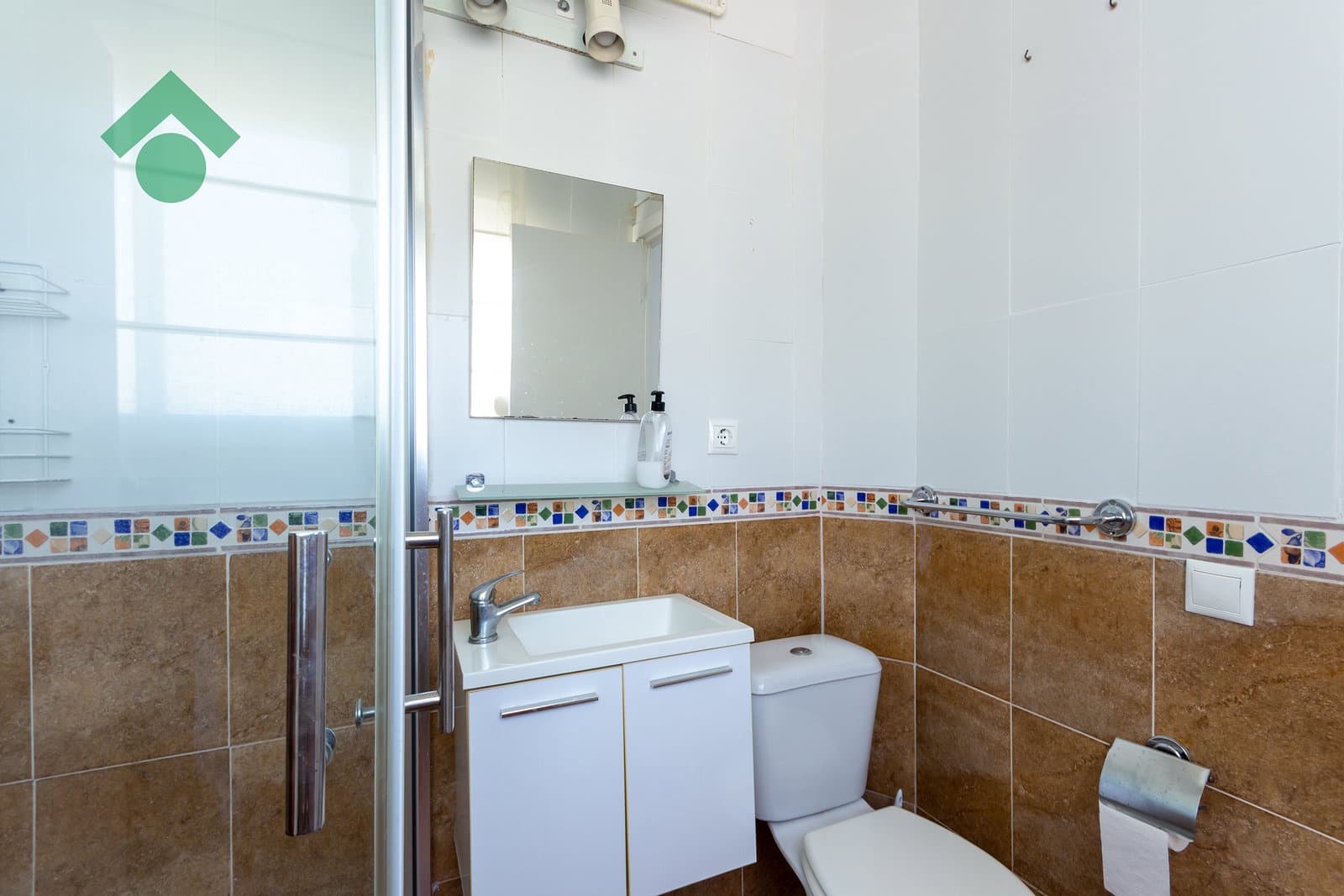 2 bedroom Apartment for sale in Almunecar with garage - € 121,900 (Ref: 9925258)
