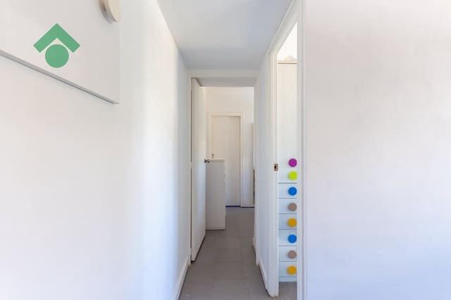 2 Zimmer Apartment zu verkaufen in Almuñécar mit Garage - 121.900 € (Ref: 9925258)