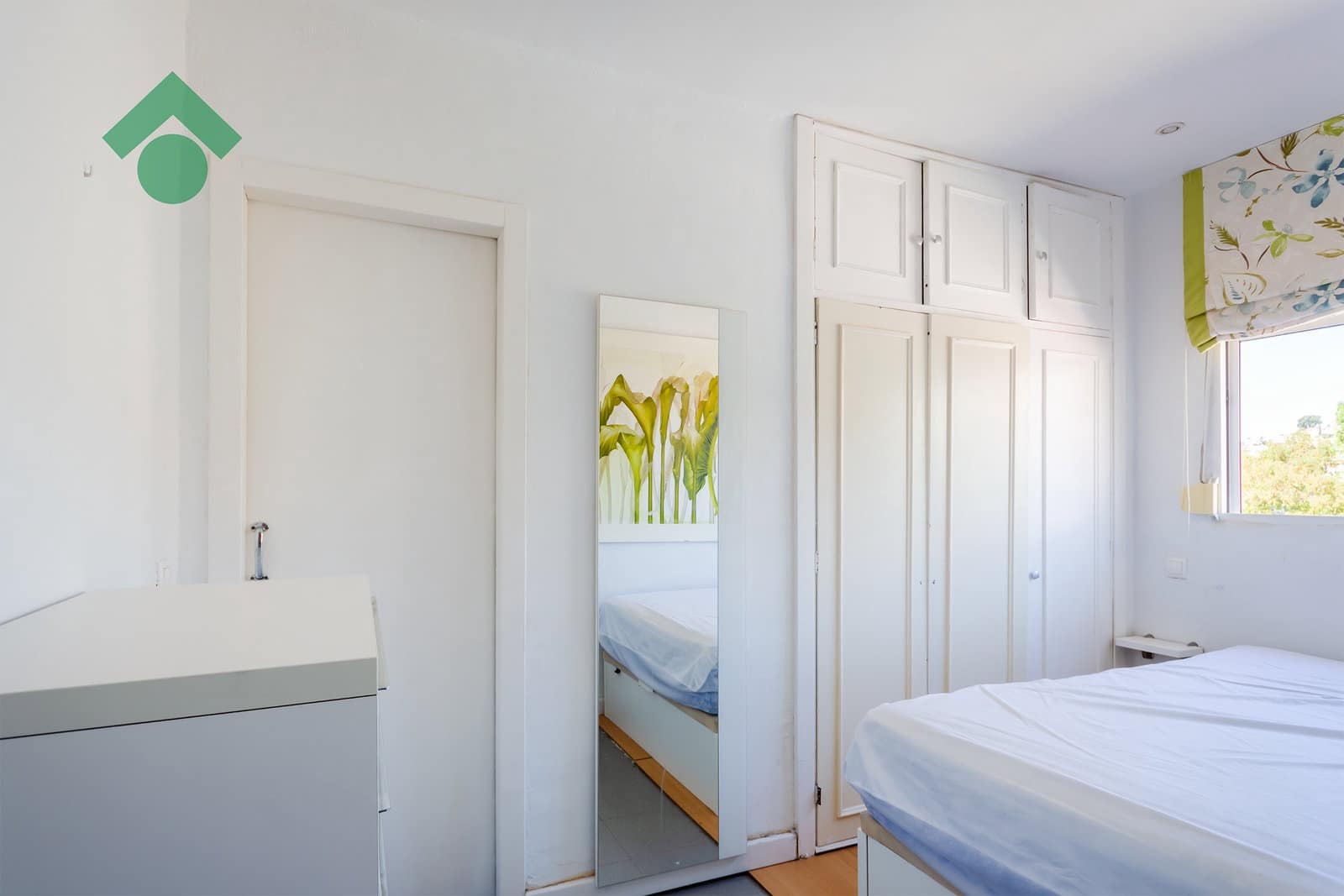 2 bedroom Apartment for sale in Almunecar with garage - € 121,900 (Ref: 9925258)