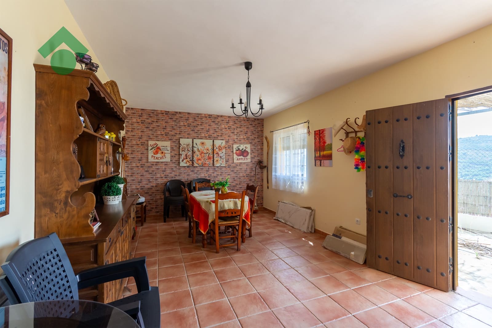 Finca/Country House for sale in Almunecar with pool garage - € 94,900 (Ref: 9925259)