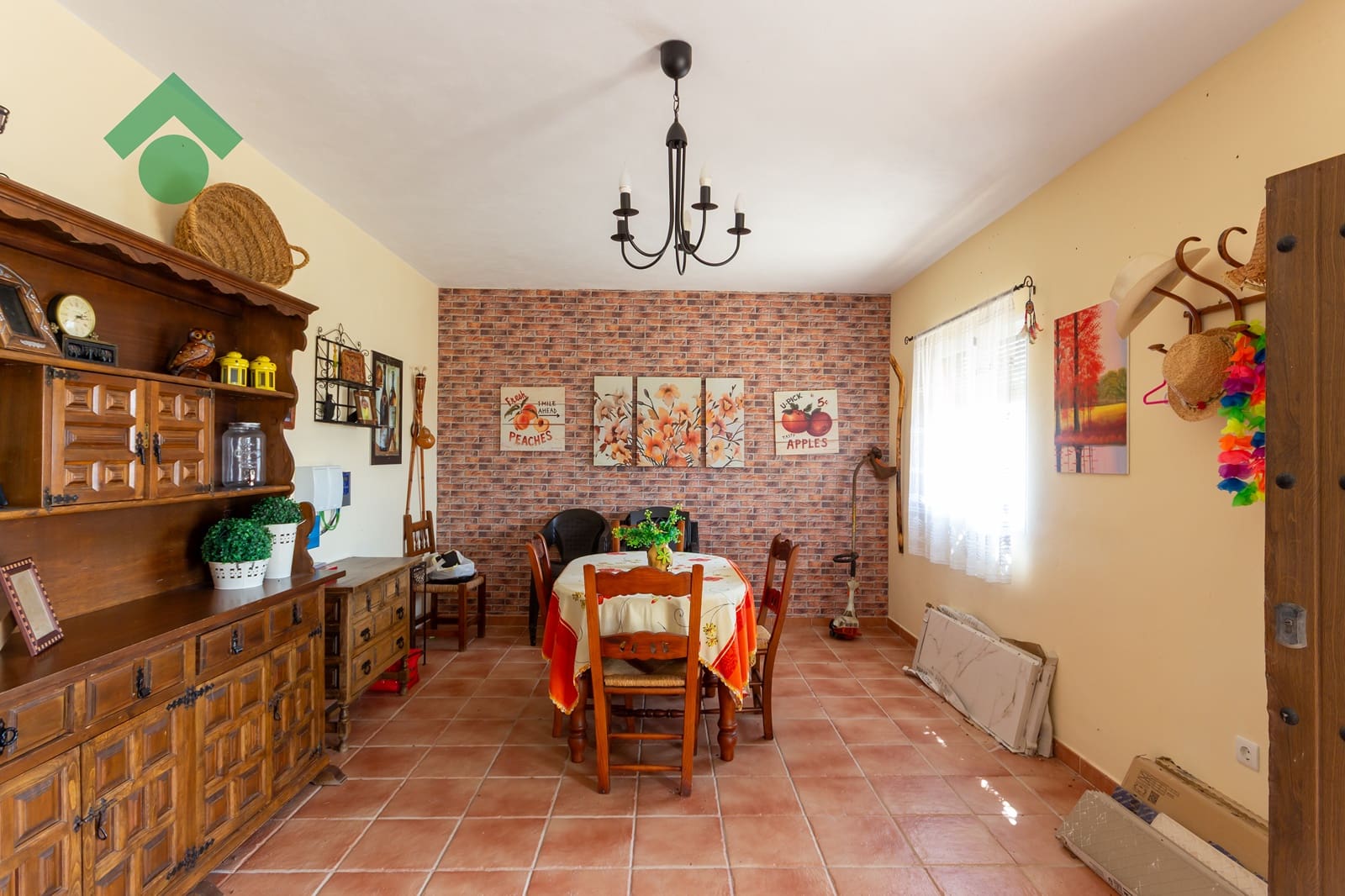 Finca/Country House for sale in Almunecar with pool garage - € 94,900 (Ref: 9925259)