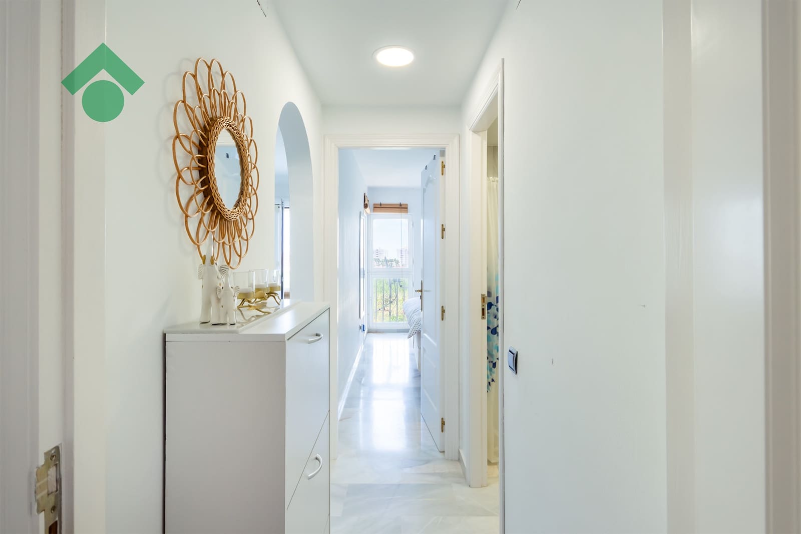 2 bedroom Apartment for sale in Almunecar - € 330,000 (Ref: 9926482)