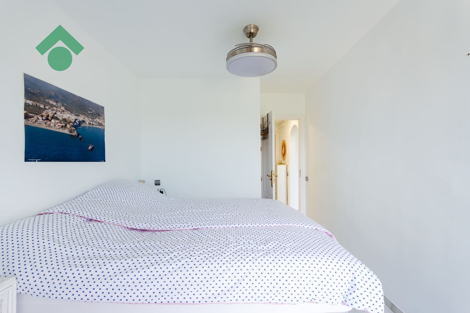 2 bedroom Apartment for sale in Almunecar - € 330,000 (Ref: 9926482)