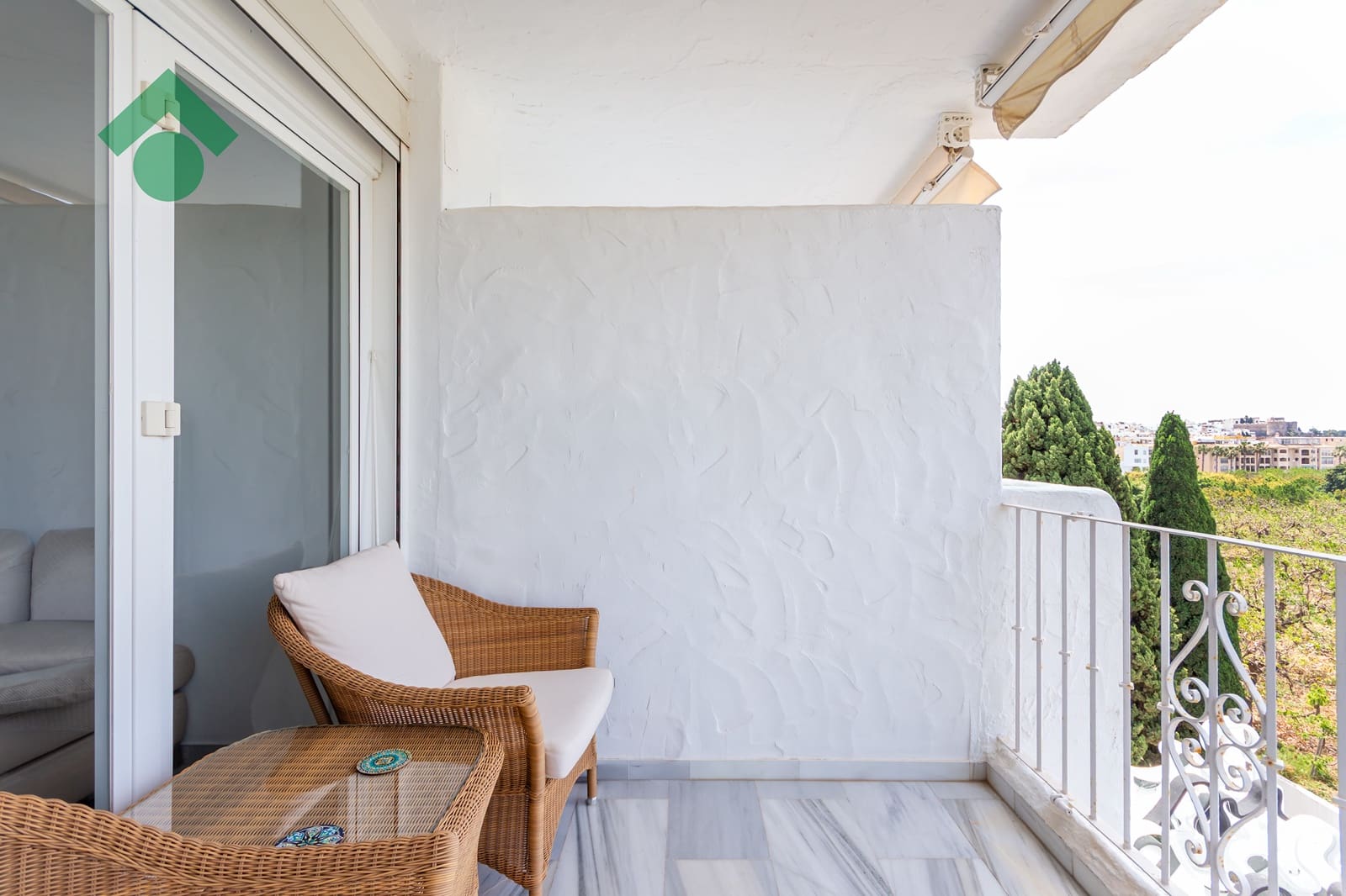 2 bedroom Apartment for sale in Almunecar - € 330,000 (Ref: 9926482)