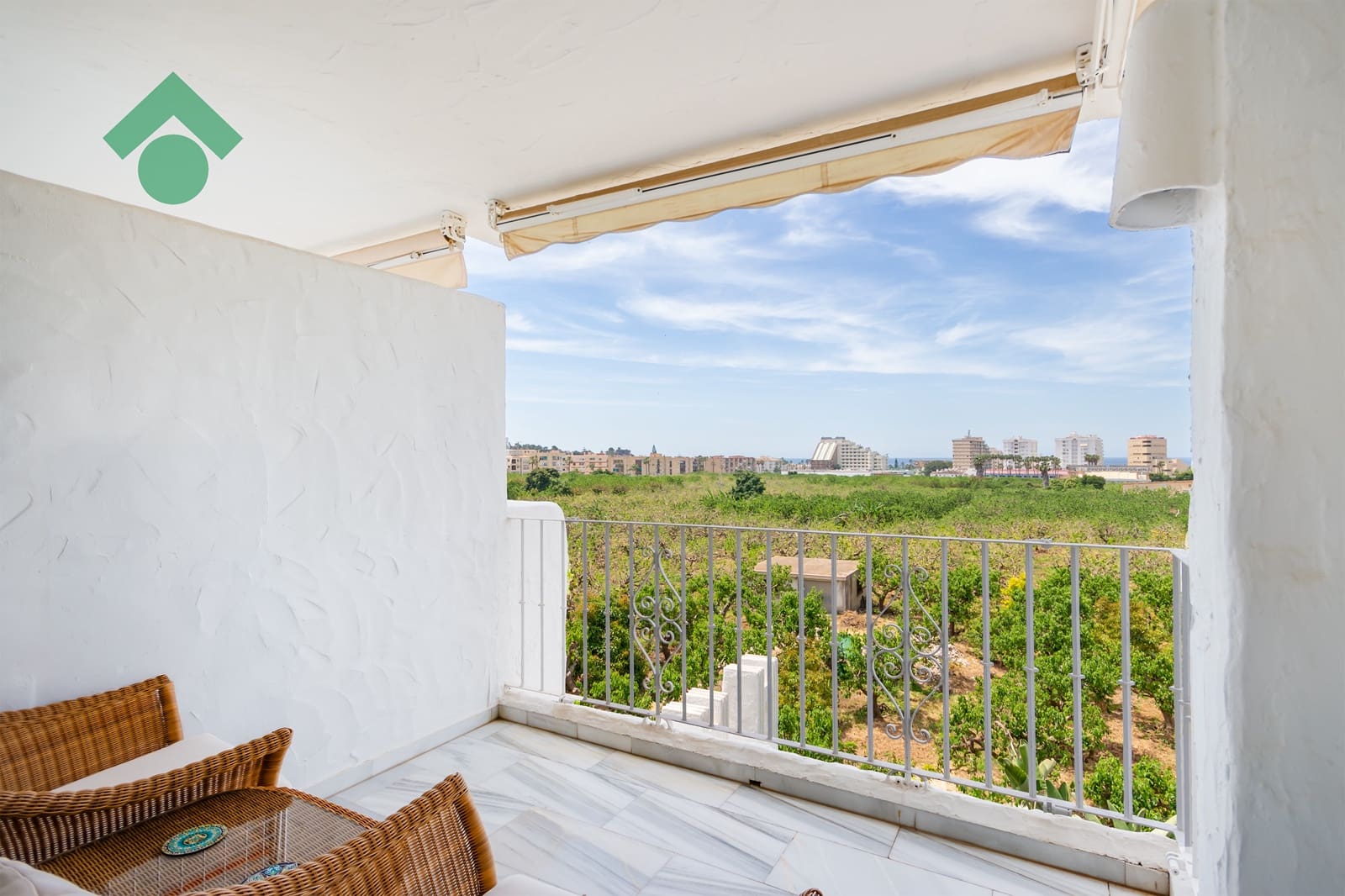 2 bedroom Apartment for sale in Almunecar - € 330,000 (Ref: 9926482)