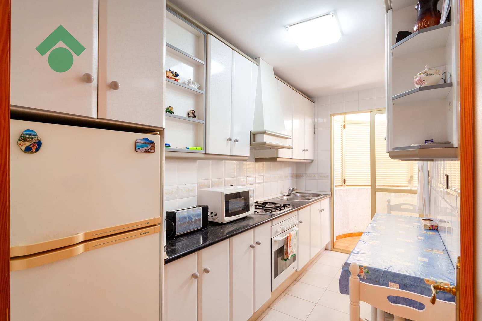 2 bedroom Apartment for sale in Almunecar with pool garage - € 299,900 (Ref: 9926483)