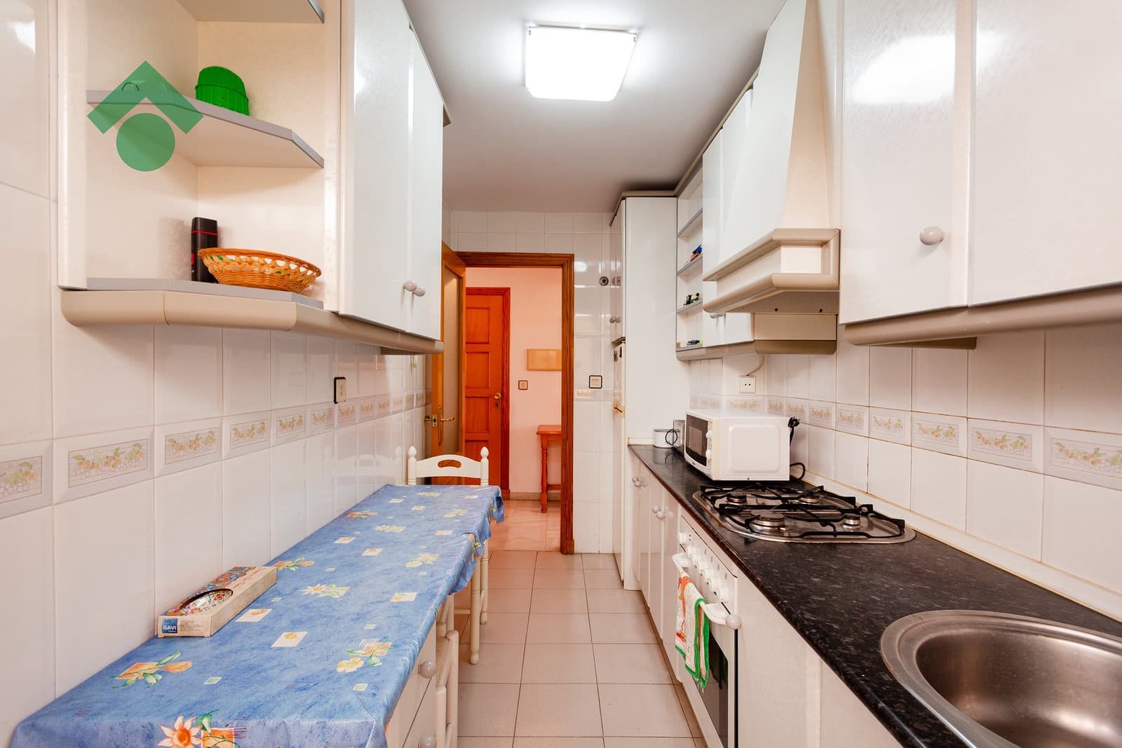 2 bedroom Apartment for sale in Almunecar with pool garage - € 299,900 (Ref: 9926483)