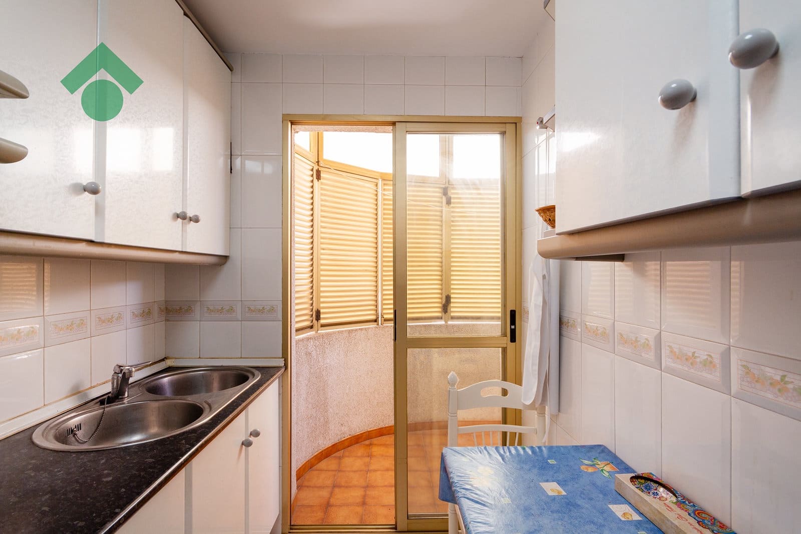 2 bedroom Apartment for sale in Almunecar with pool garage - € 299,900 (Ref: 9926483)