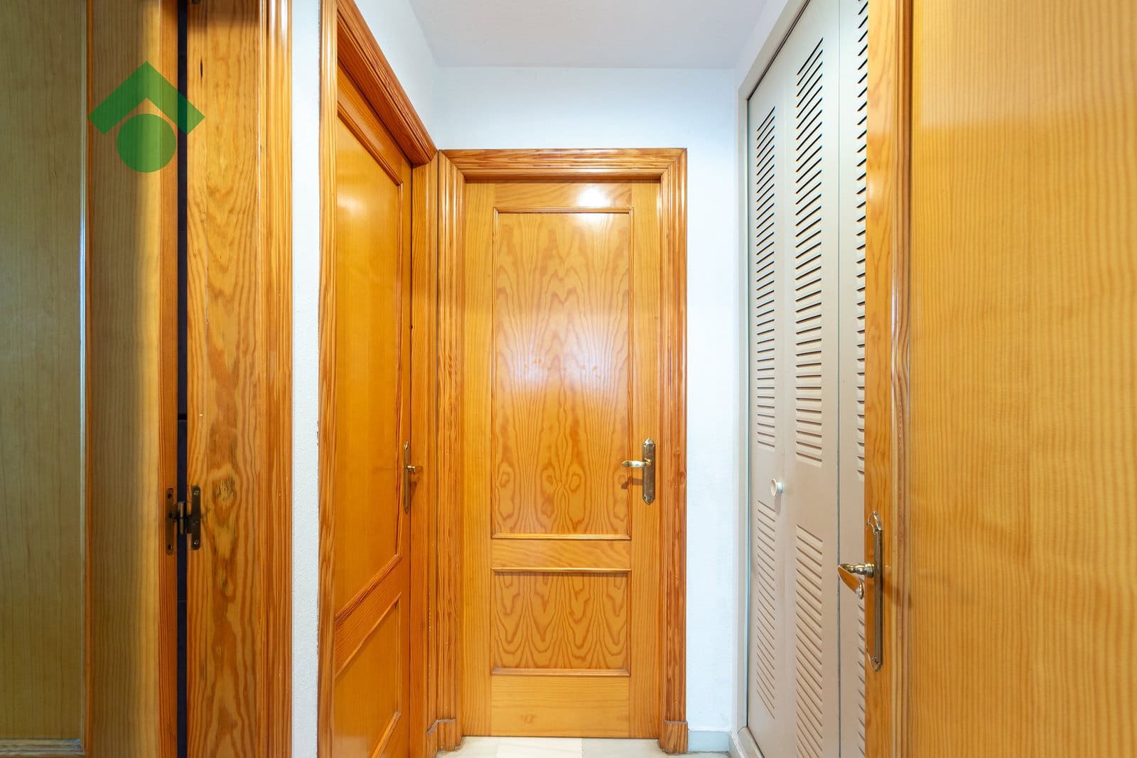 2 bedroom Apartment for sale in Almunecar with pool garage - € 299,900 (Ref: 9926483)