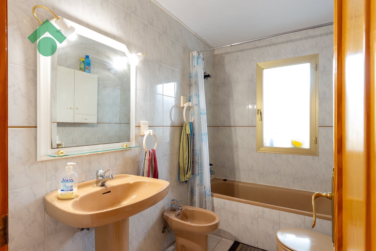 2 bedroom Apartment for sale in Almunecar with pool garage - € 299,900 (Ref: 9926483)