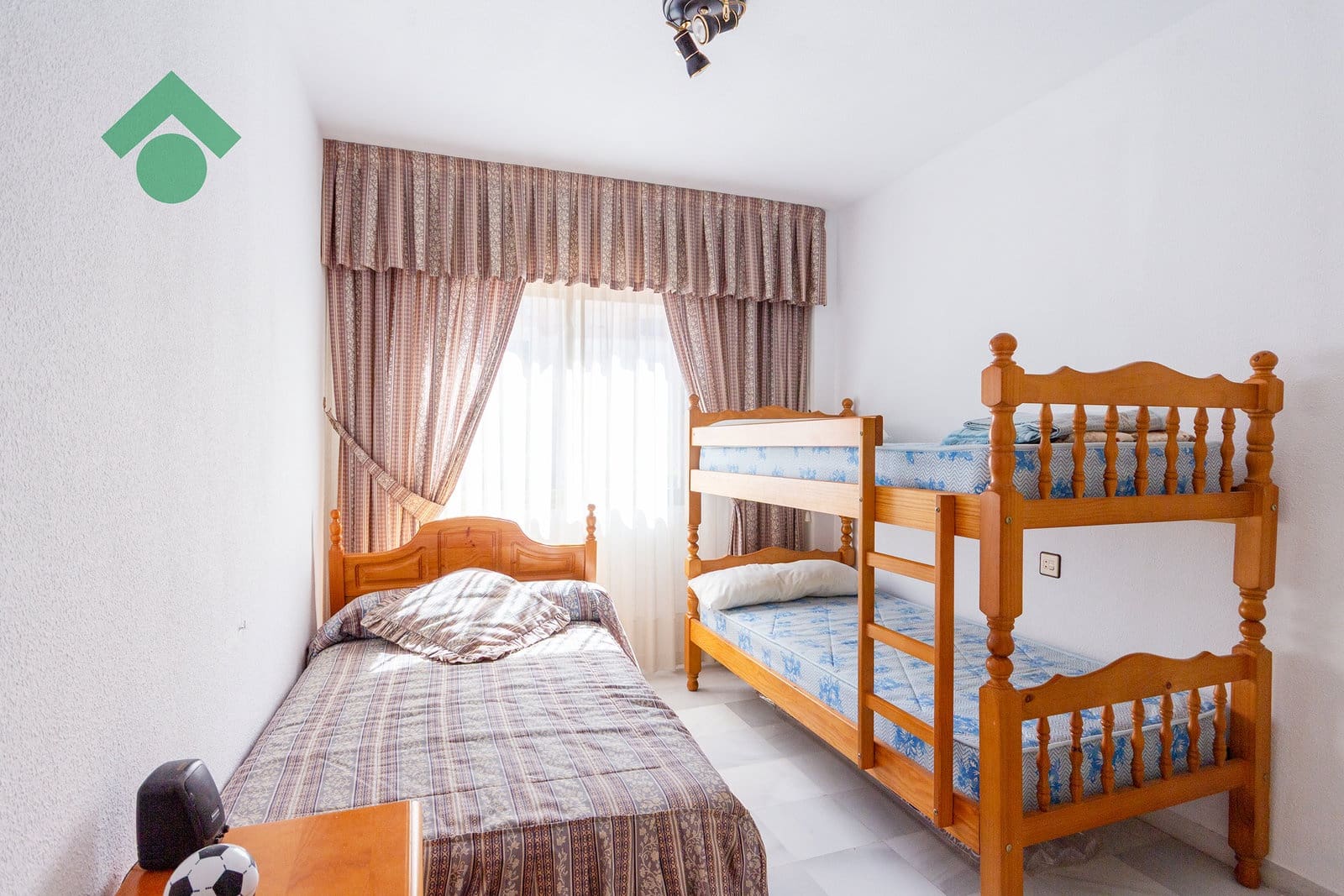 2 bedroom Apartment for sale in Almunecar with pool garage - € 299,900 (Ref: 9926483)