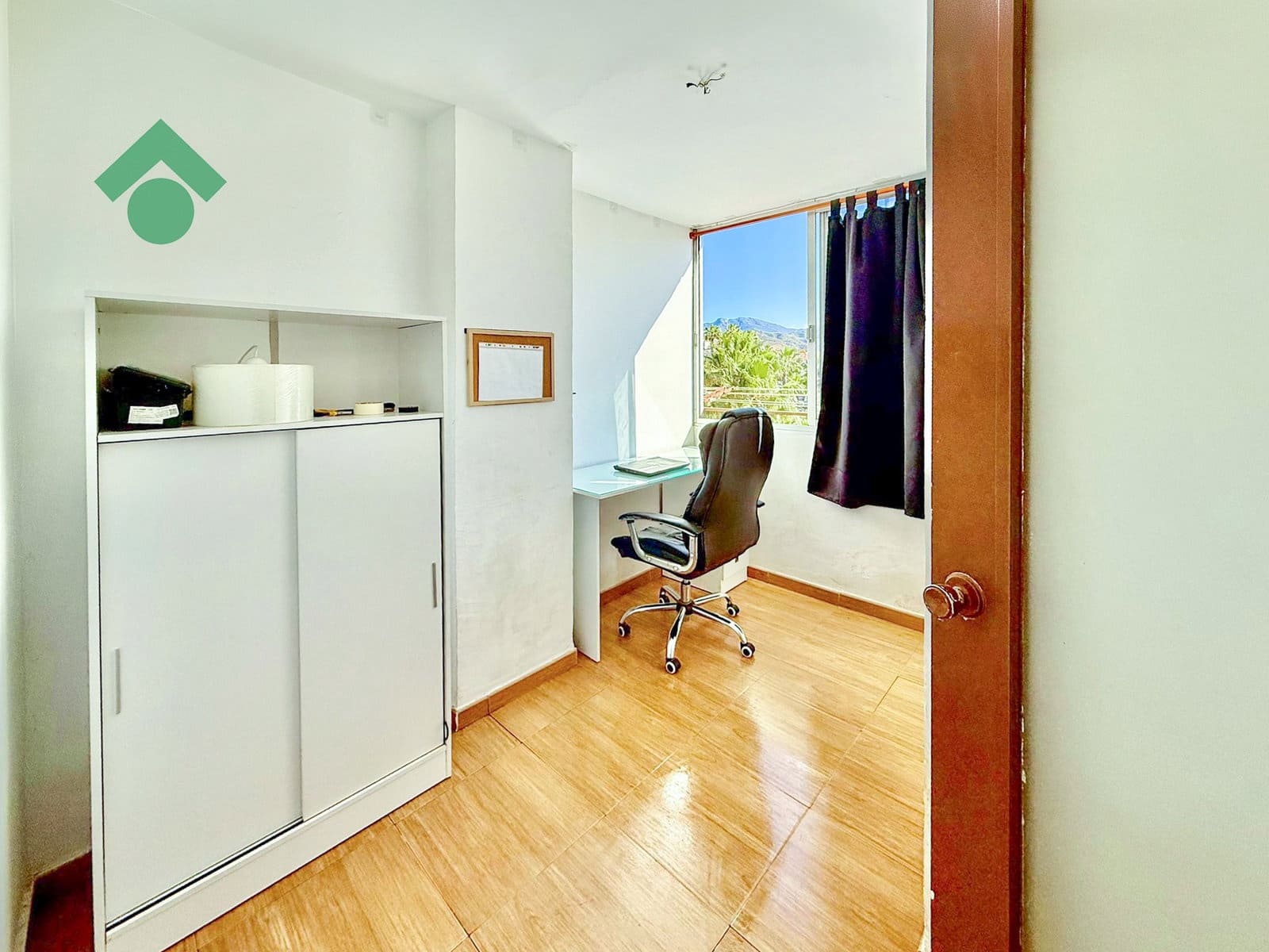 Apartamento de 2 habitaciones en Almuñécar en venta - 164.900 € (Ref: 9926486)