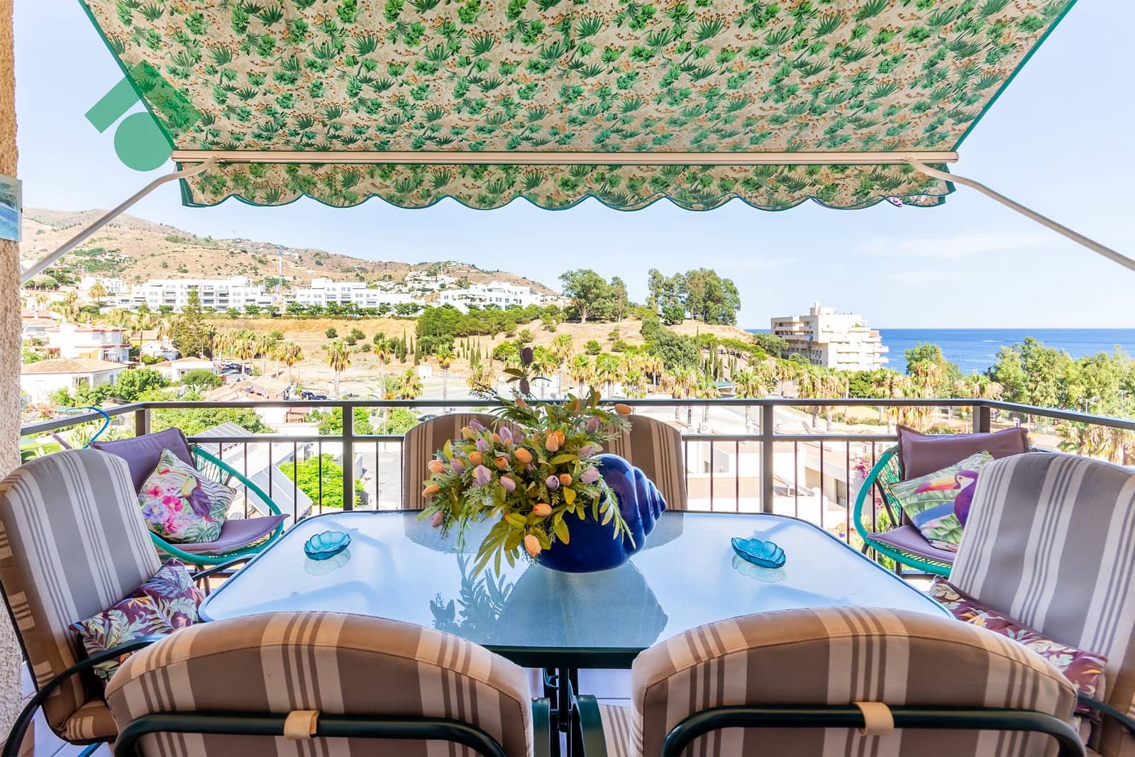 2 bedroom Apartment for sale in Almunecar with garage - € 239,900 (Ref: 9953080)