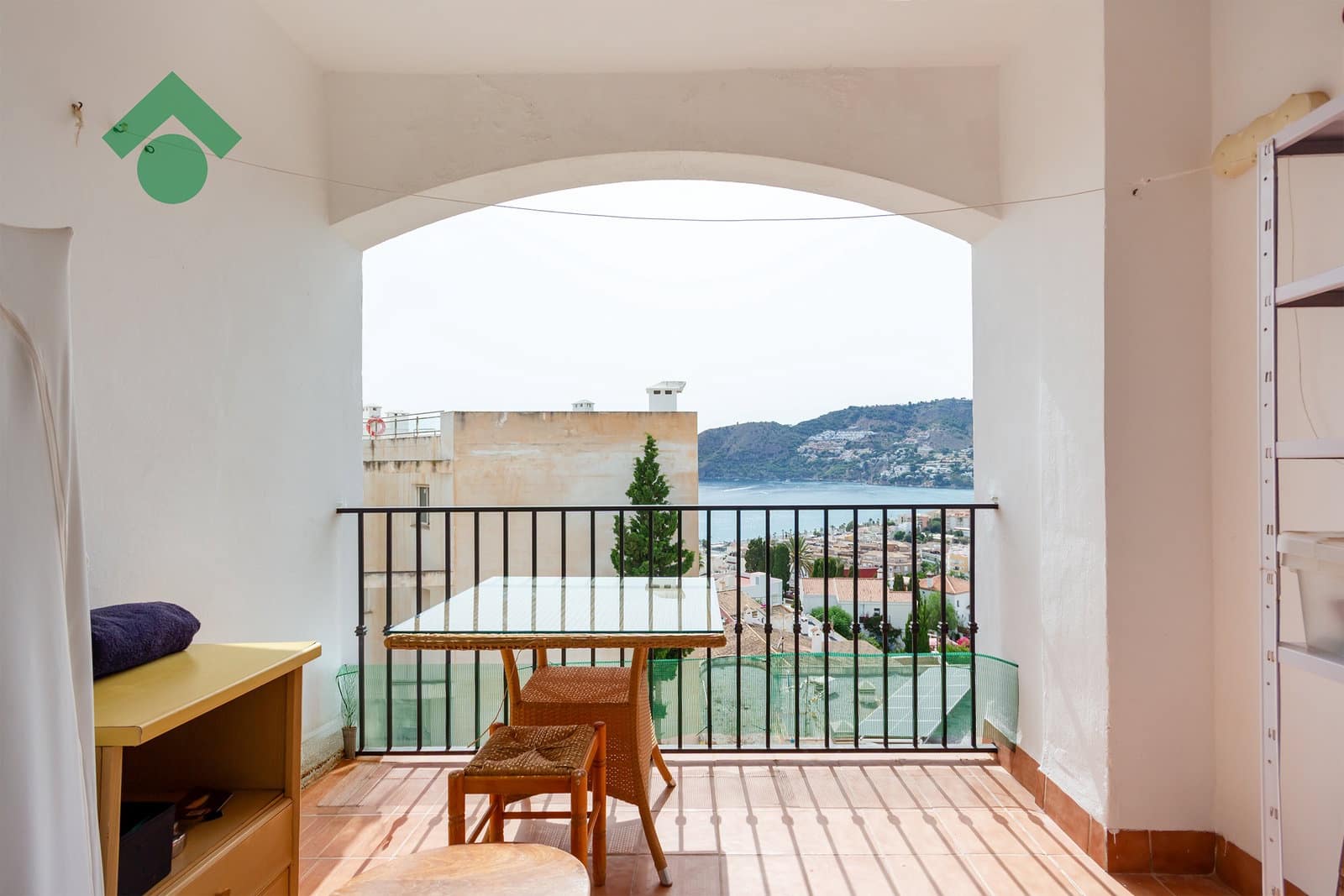 3 Zimmer Apartment zu verkaufen in La Herradura mit Garage - 270.000 € (Ref: 9986202)
