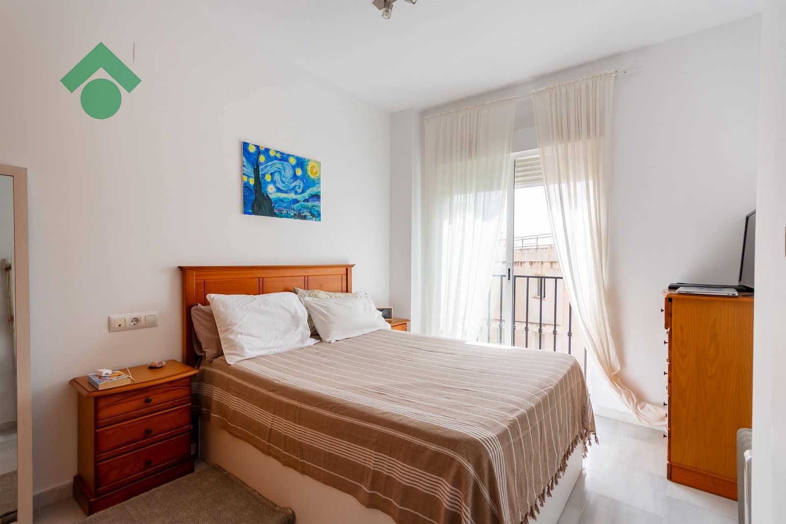 3 Zimmer Apartment zu verkaufen in La Herradura mit Garage - 270.000 € (Ref: 9986202)
