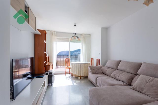 3 bedroom Apartment for sale in La Herradura, Almuñécar with garage - € 270,000 (Ref: 9986202)