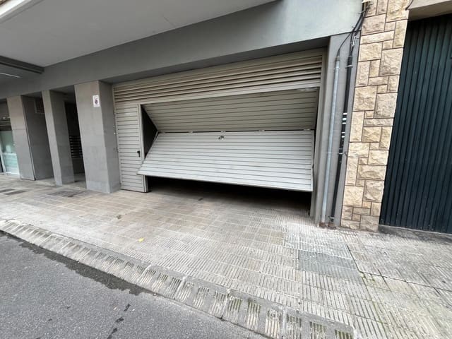 Garage à louer à Igualada - 100 € (Ref: 8653119)