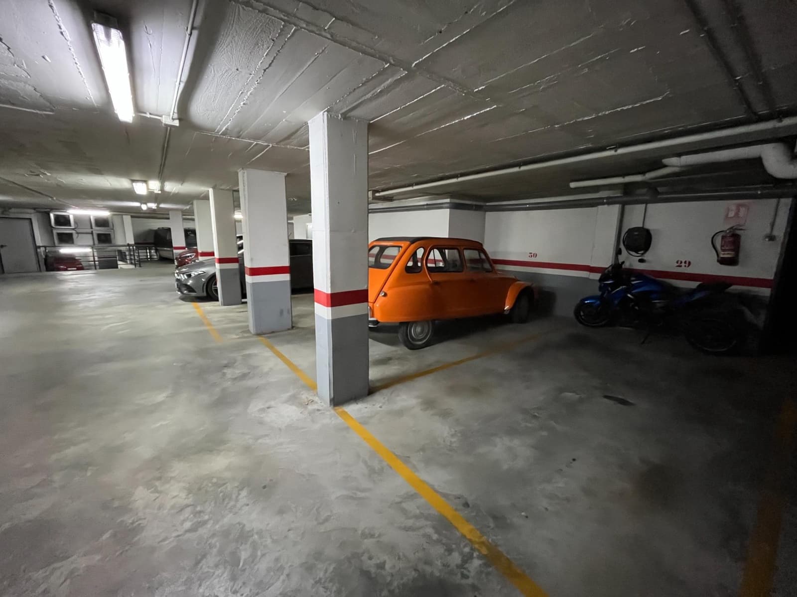 Garage te huur in Igualada - € 100 (Ref: 8653119)